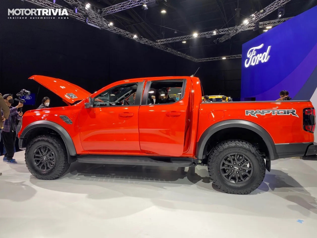 Cận cảnh Ford Ranger và Everest 2023 vừa ra mắt Thái Lan, về Việt Nam cuối năm nay - Ảnh 9.