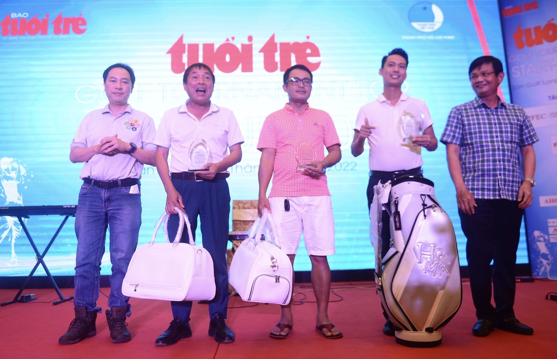 Sôi nổi đêm Gala trao giải Golf Tournament For Start-up 2022 - Ảnh 10.