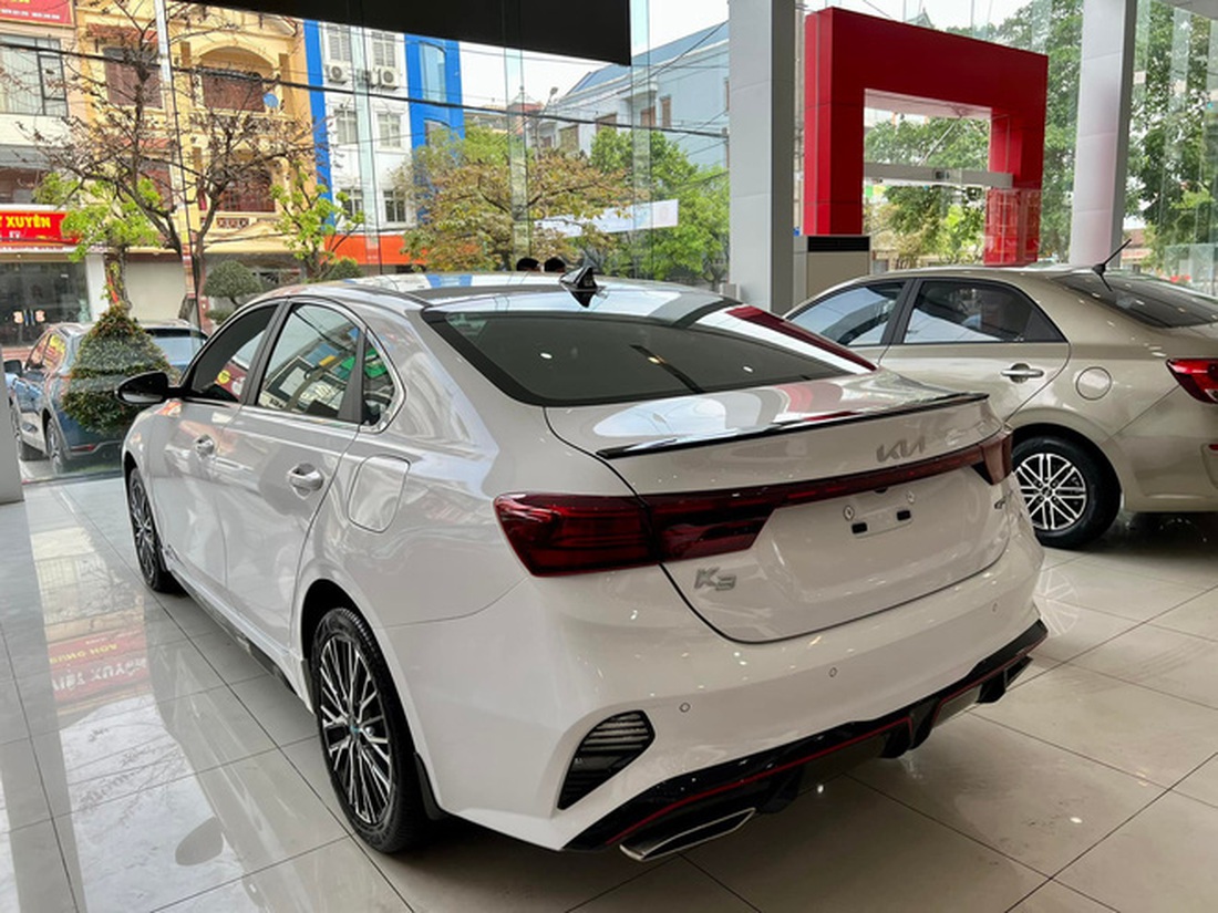 Kia K3 GT giá 759 triệu đồng về đại lý, cạnh tranh Corolla Altis và Civic mới lên đời - Ảnh 3.