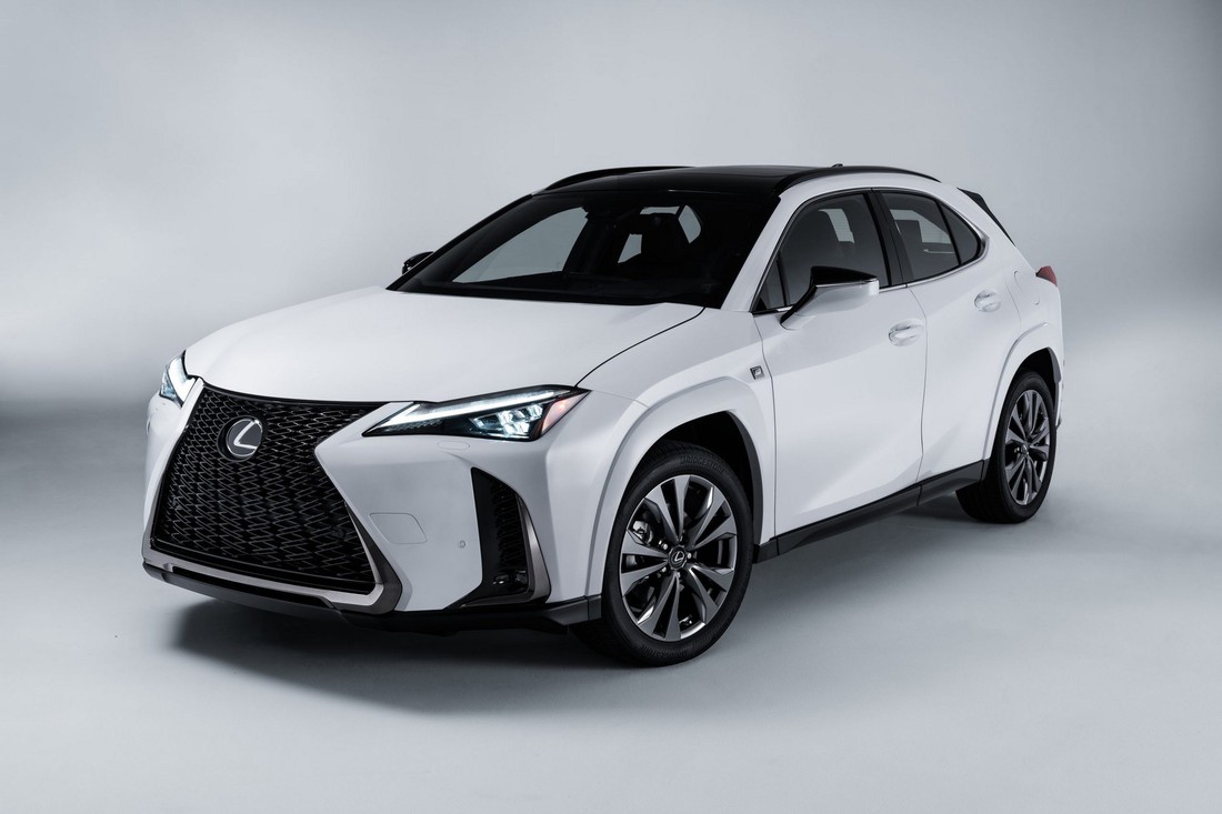 Xe gầm cao nhỏ nhất của Lexus UX sẽ trở thành xe hybrid 100% - Ảnh 1.