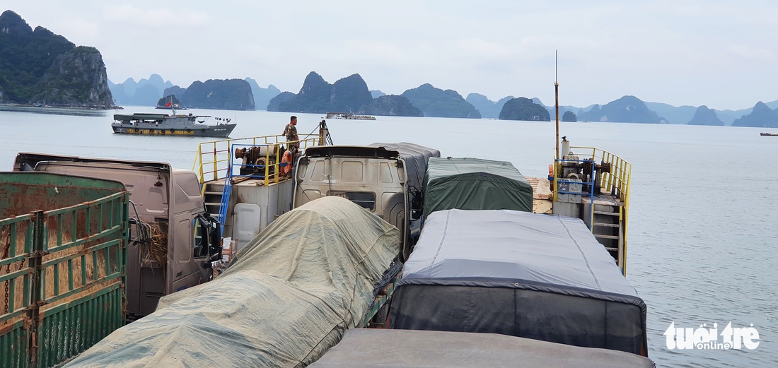 Nhiều tàu ‘chạy chui’ trên biển Quảng Ninh - Ảnh 2.