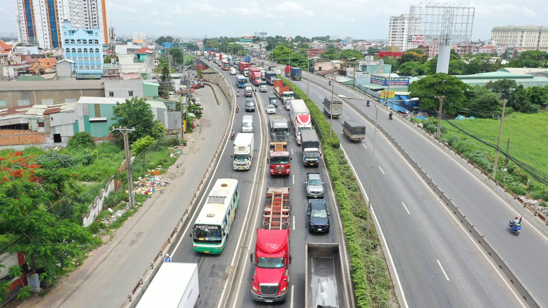 Tin tức sáng 18-6: Hôm nay, khởi công đường vành đai 3 TP.HCM - Ảnh 1.