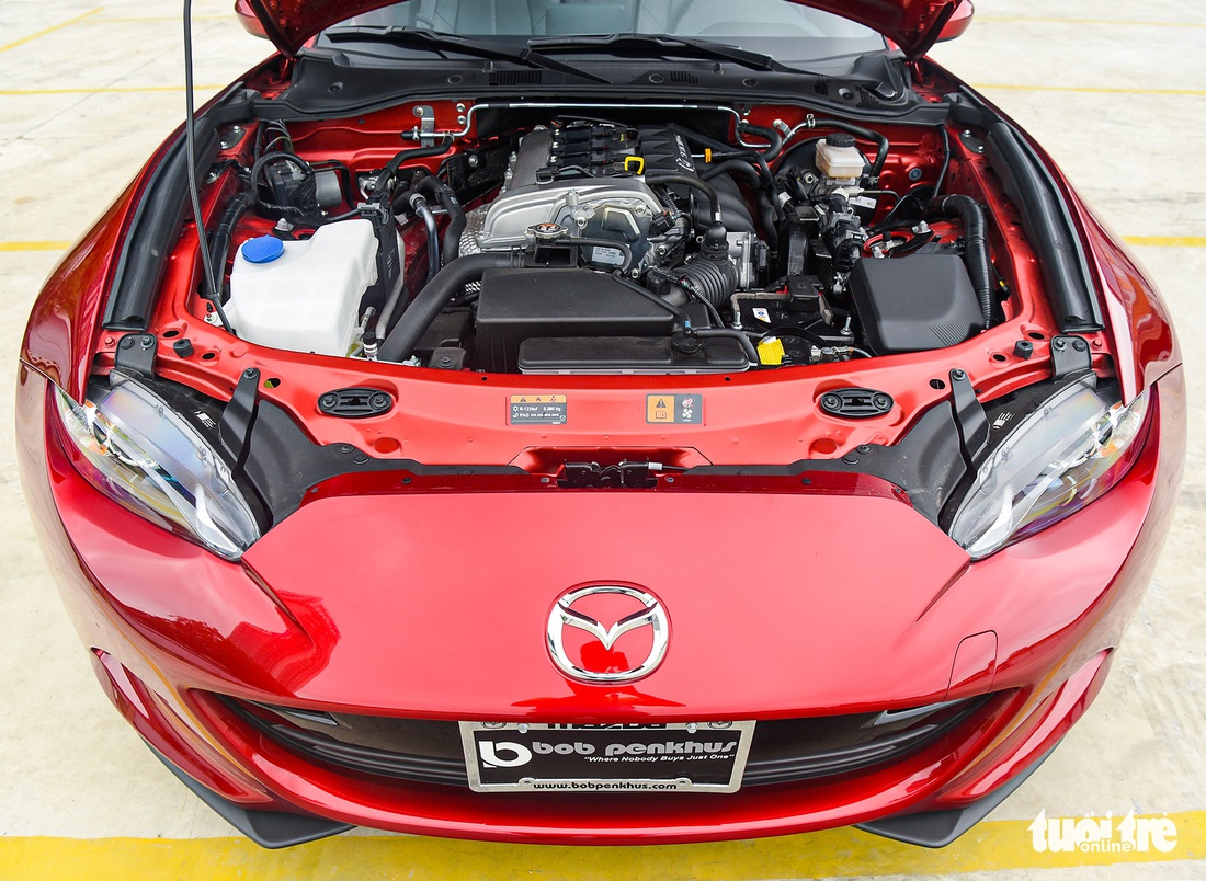 Mazda MX-5 2022 - Xe mui trần độc bản, giá tiền tỉ, 2 chỗ ngồi cho dân chơi Việt - Ảnh 13.