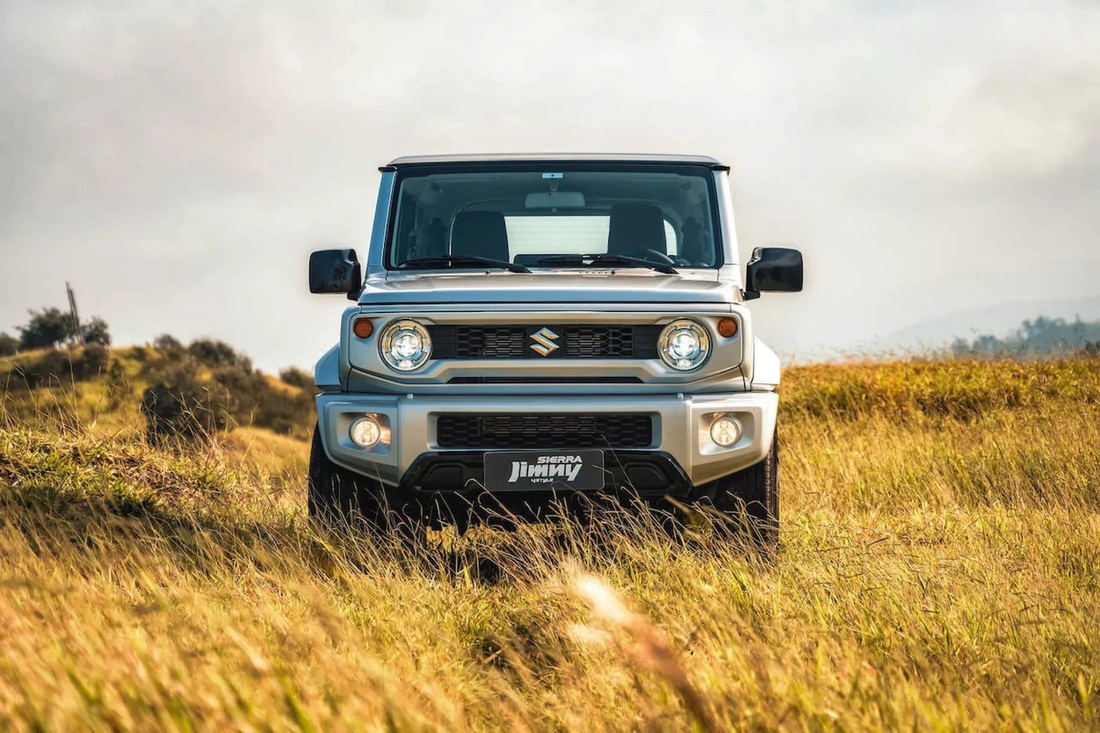 Suzuki bổ sung bản thể thao chính hãng cho Jimny - Ảnh 7.