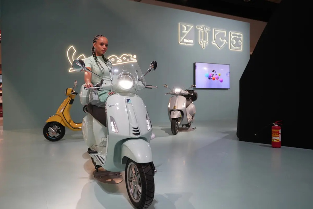 Vespa Primavera và Sprint S 2024: Không chỉ thay mỗi màu như trước, thêm bản chạy điện - Ảnh 12.