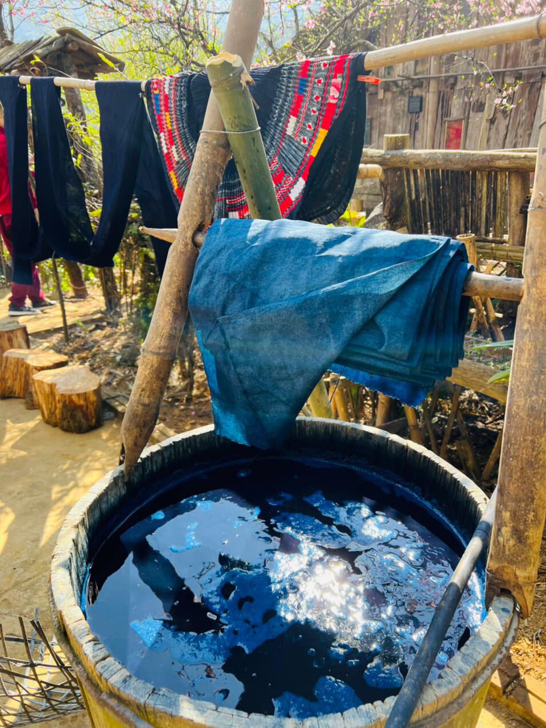 Thùng nhuộm chàm