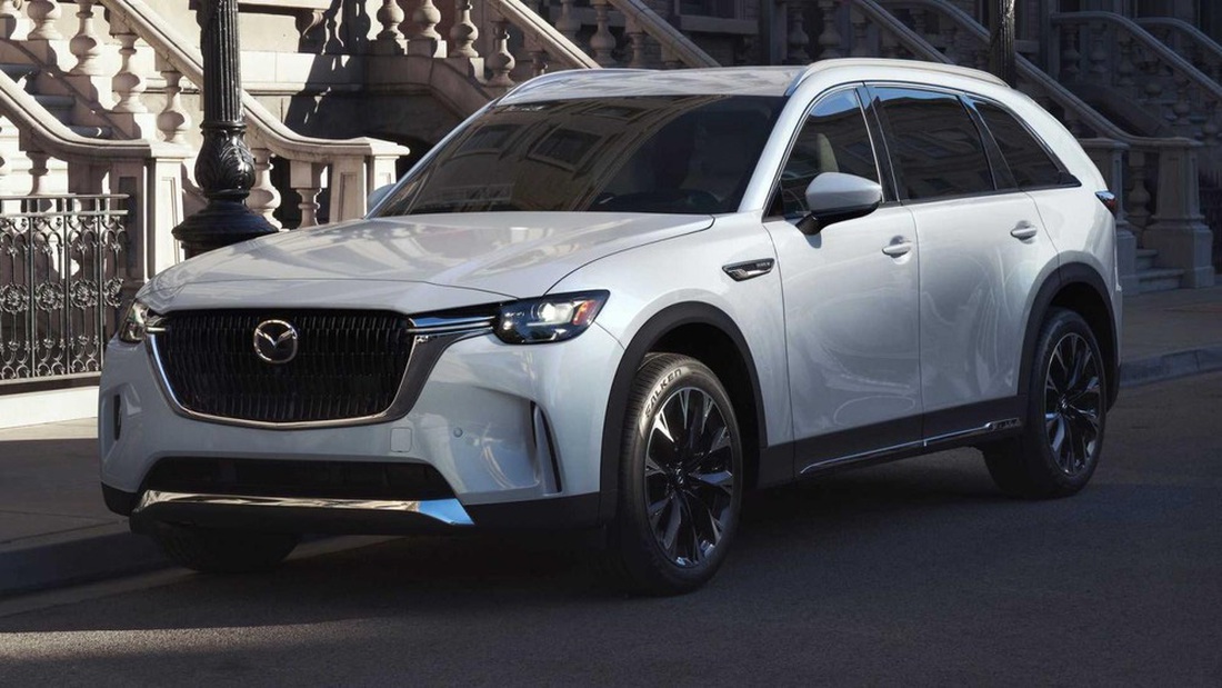 Mazda CX-90 ra mắt: Tham vọng sang hóa thương hiệu phổ thông - Ảnh 1.