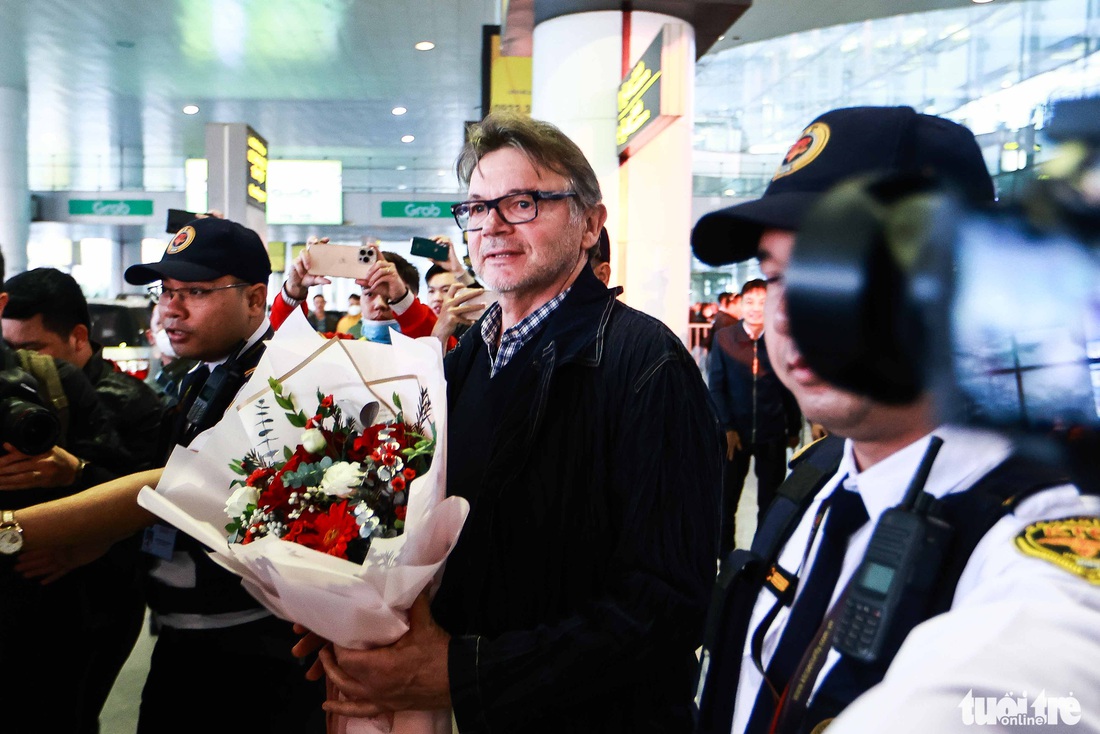 HLV Philippe Troussier: Tôi đã sẵn sàng cho nhiệm vụ mới - Ảnh 4.