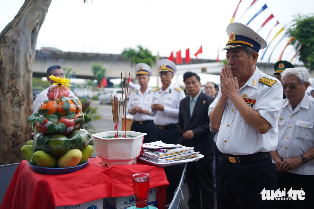 Tưởng niệm 64 anh linh liệt sĩ Gạc Ma: Đồng đội ơi, hãy về đây! - Ảnh 5.