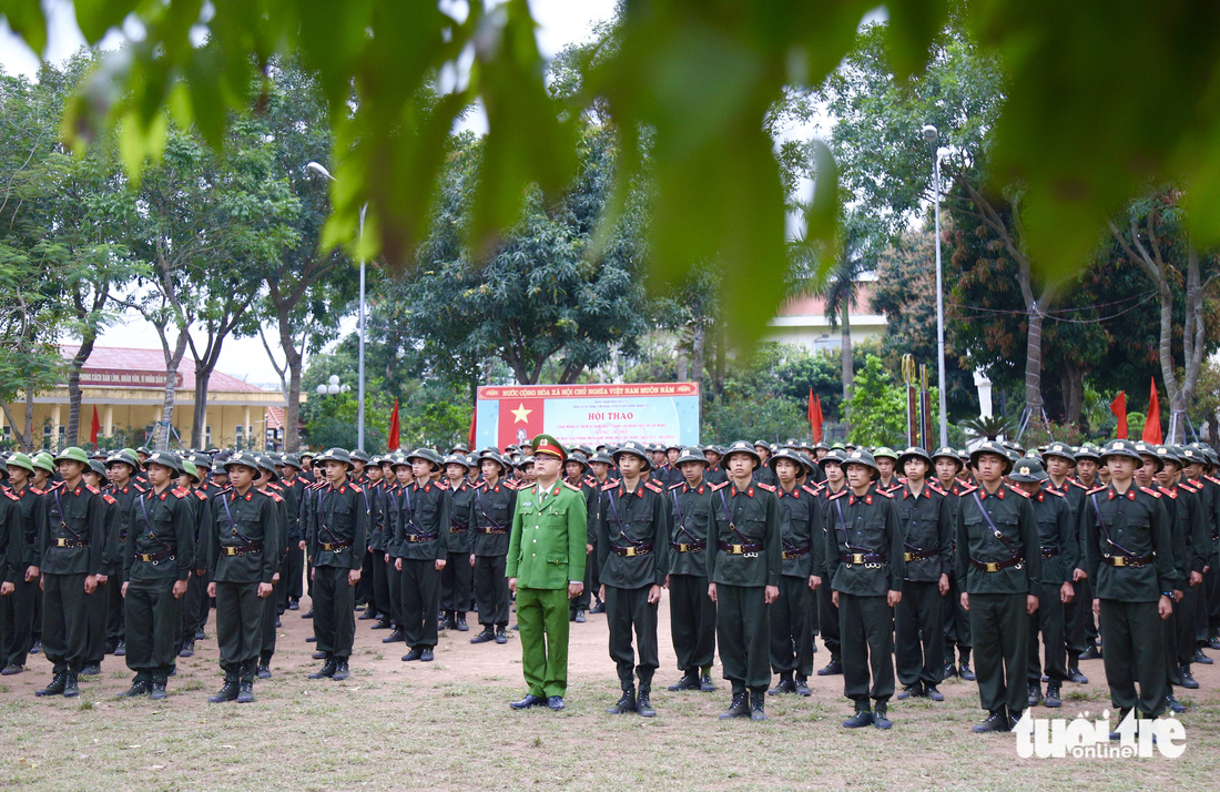 1 tháng thao trường của 800 tân binh công an - Ảnh 1.