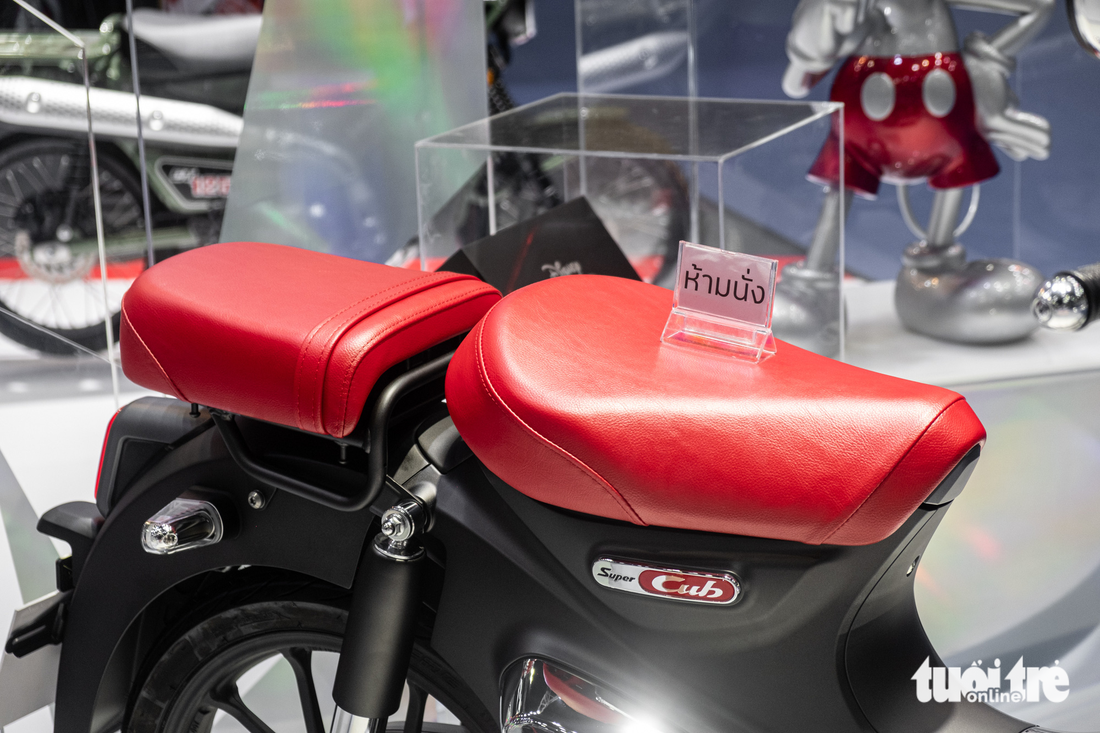 Chi tiết Honda Super Cub C125 bản chuột Disney, giới hạn 100 chiếc, giá ngang SH - Ảnh 12.