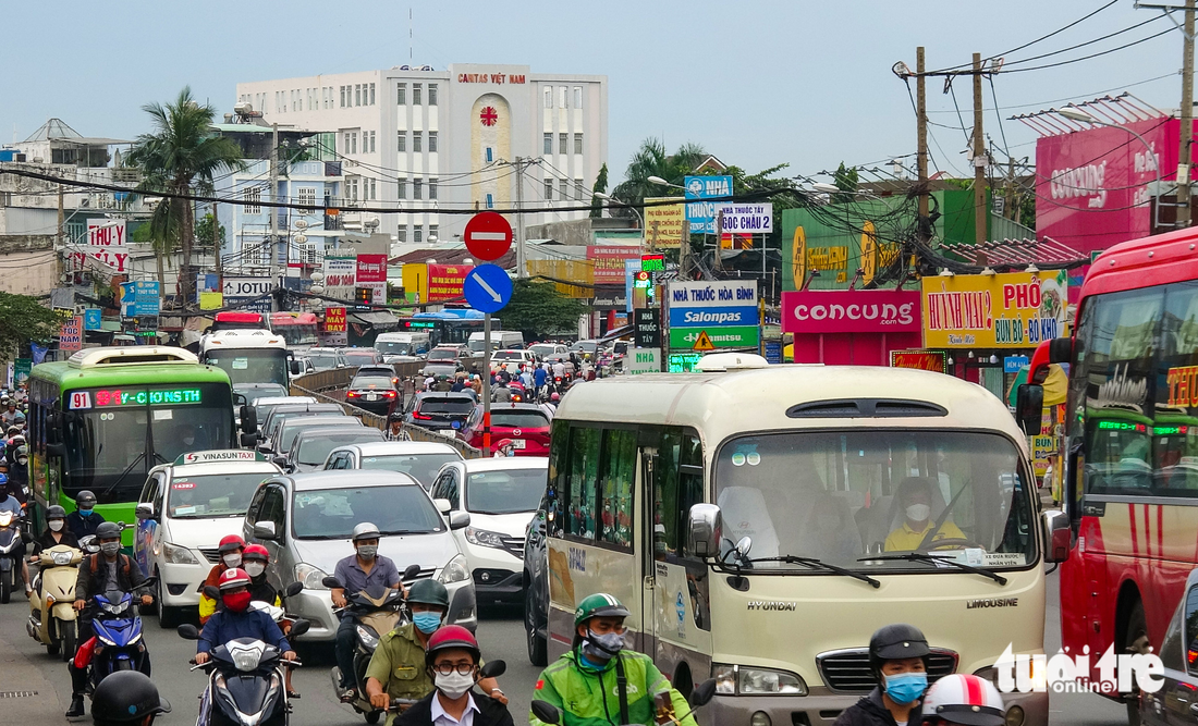 TP.HCM lên kế hoạch mở rộng quốc lộ 13 sau 22 năm điều chỉnh - Ảnh 9.