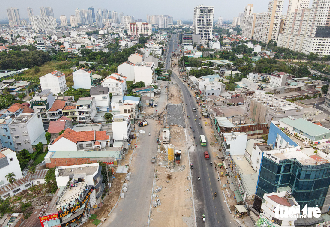 Đường Lương Định Của dài 2,5km làm 8 năm, bây giờ ra sao? - Ảnh 1.