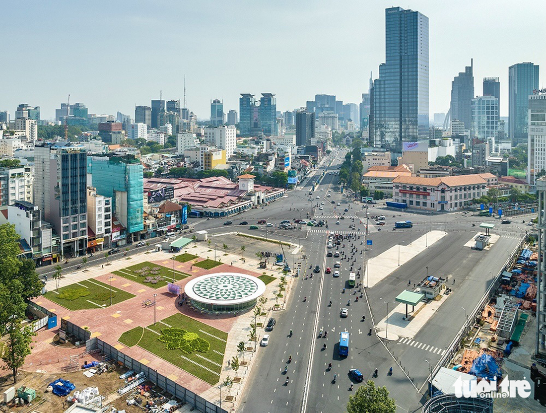 Lộ diện giếng trời hoa sen của nhà ga trung tâm metro 1 - Ảnh 7.