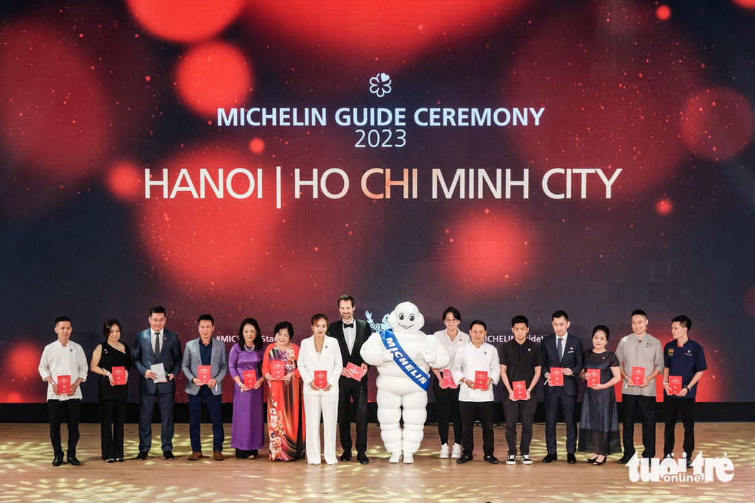 Vì sao hãng lốp xe lại đánh giá nhà hàng và cái giá để có được sao Michelin - Ảnh 6.