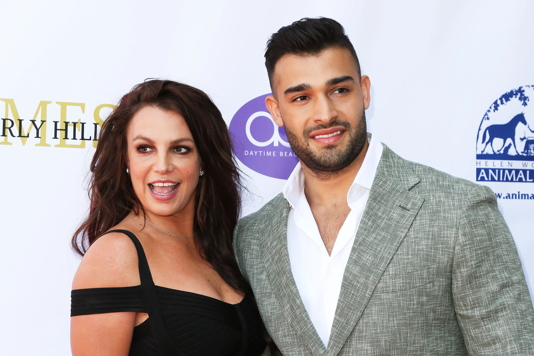 Britney Spears và Sam Asghari khi còn yêu nhau - Ảnh: FilmMagic