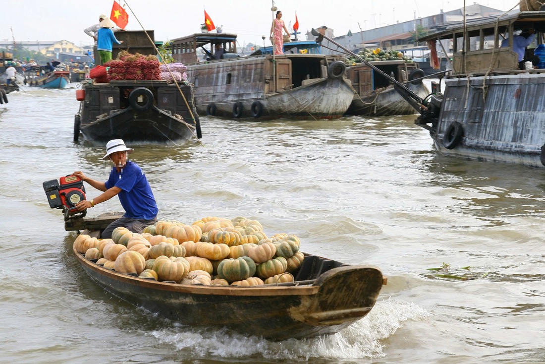 Chợ nổi miền Tây thời 'mặt sông đông hơn mặt lộ' có nét đẹp rất mộc mạc - Ảnh 6.