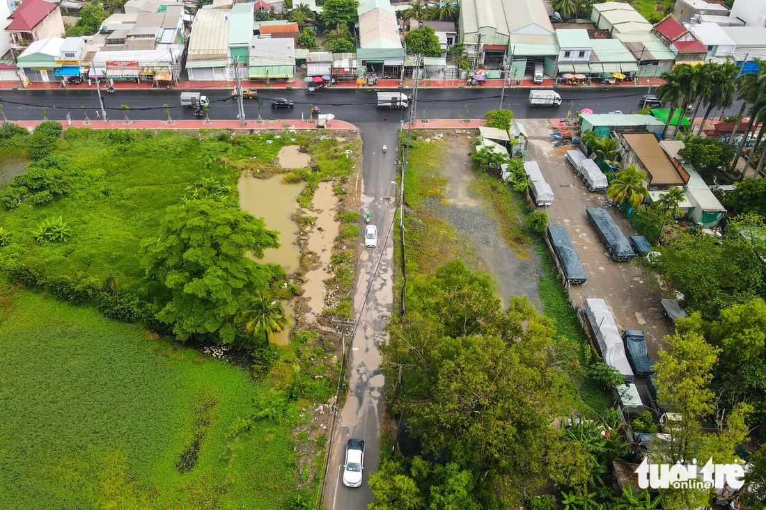 Đường vào Bệnh viện Nhi đồng, Bệnh viện Truyền máu Huyết học chi chít ổ gà, ổ voi - Ảnh 5.