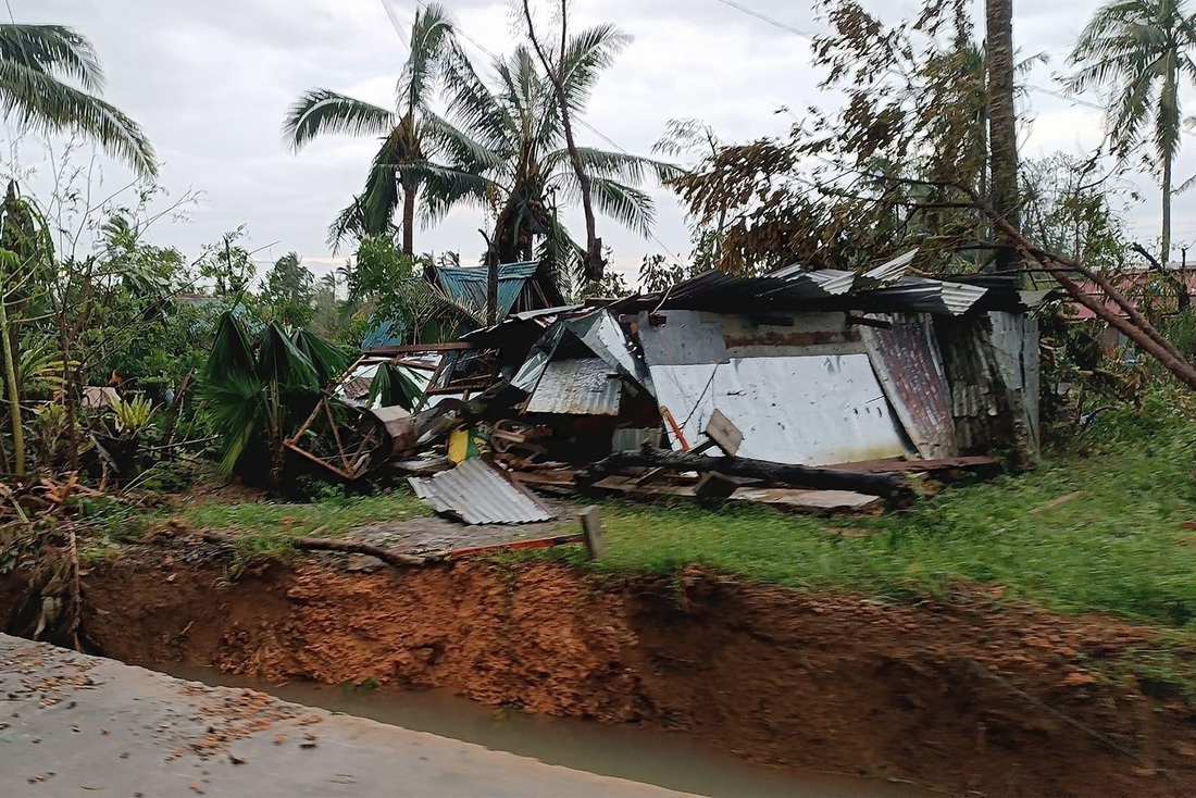 Siêu bão Man-yi đổ bộ Philippines, gây thiệt hại nhiều nơi - Ảnh 3.