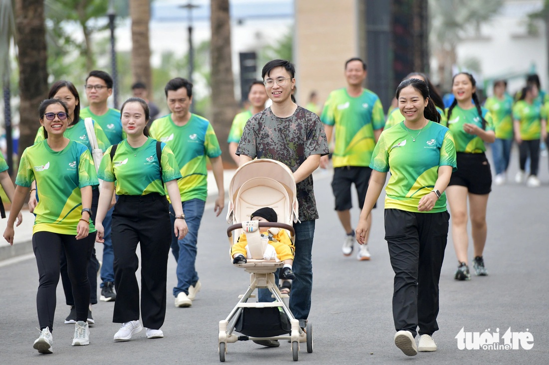 1000 người đi bộ đồng hành nâng cao nhận thức cộng đồng về bệnh đột quỵ - Ảnh 5.