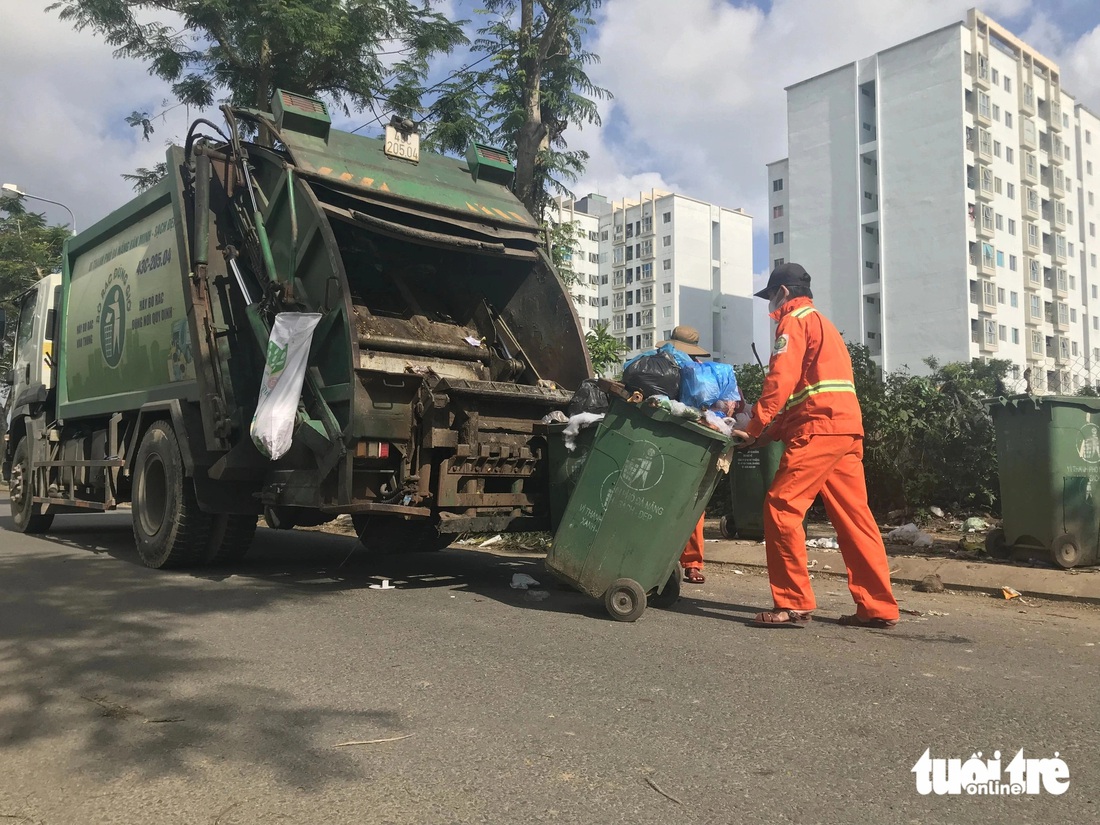 Tranh luận quà Tết cho người đi cai nghiện bằng với công nhân...quét rác - Ảnh 5.