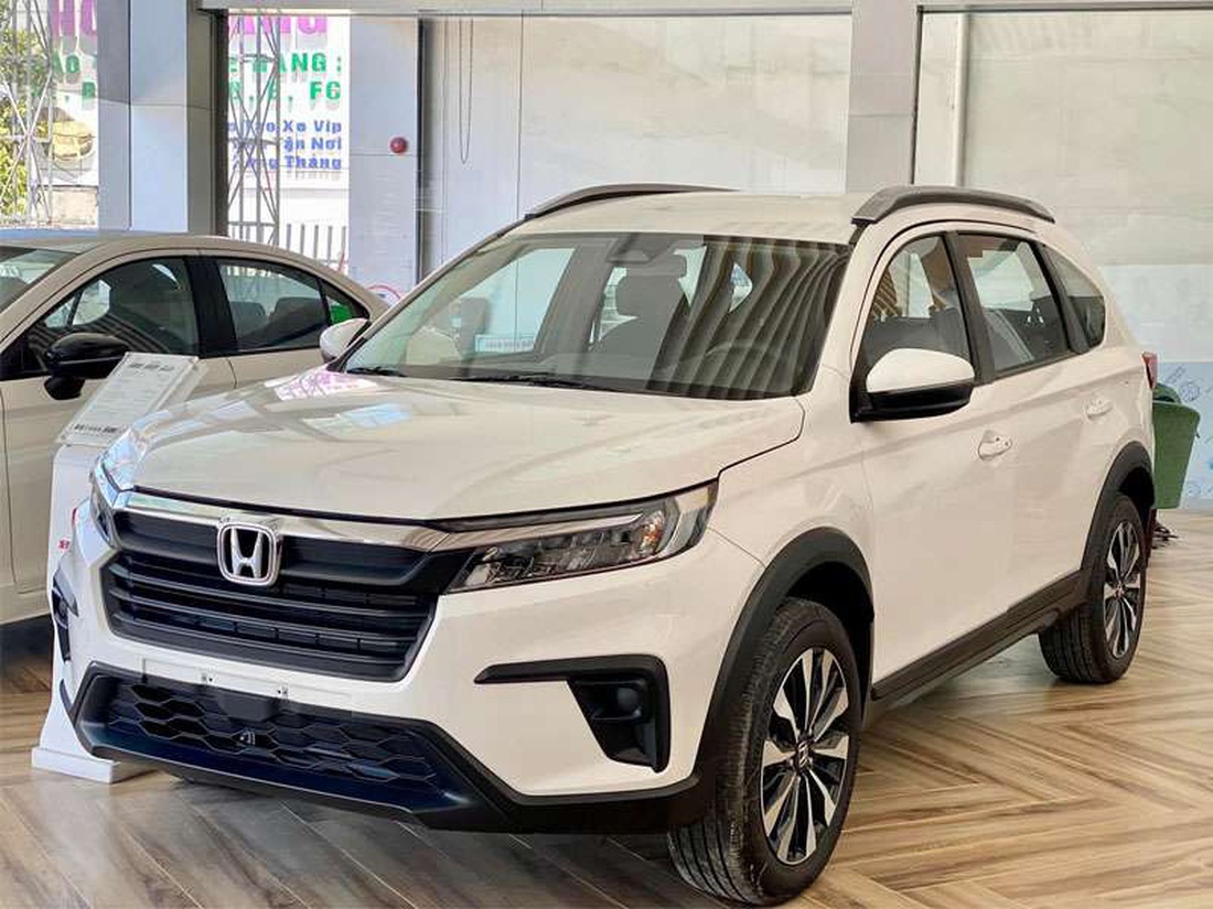 Tin tức giá xe: Honda BR-V giảm niêm yết, còn từ 629 triệu đồng, vẫn khó đọ giá với Xpander - Ảnh 1.