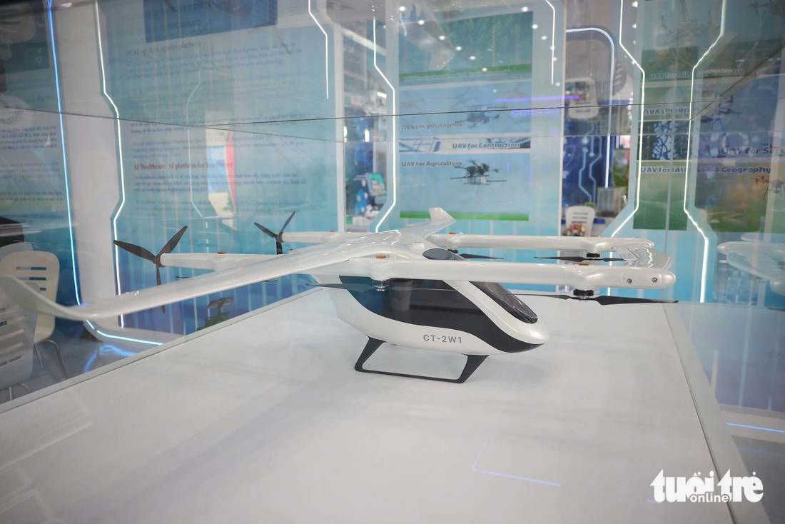 Vì sao UAV hút khách tại Triển lãm Quốc phòng Quốc tế Việt Nam 2024? - Ảnh 3.