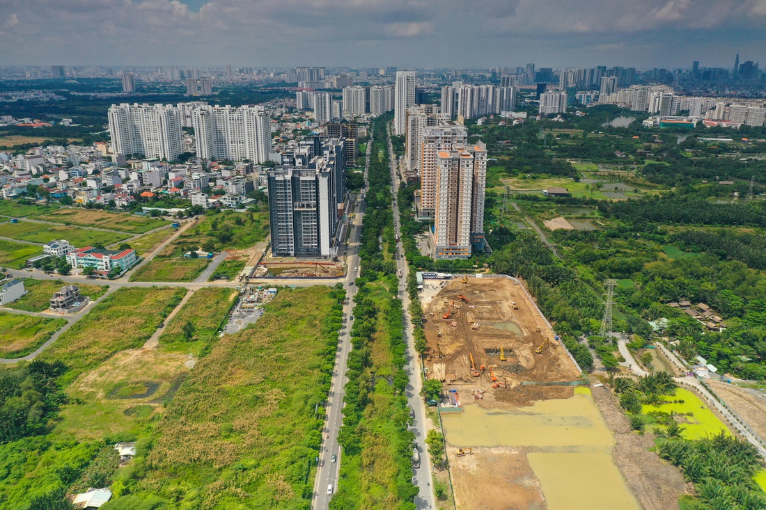 Đưa giá bất động sản về giá trị nội tại: Bắt 'bệnh' giá nhà đất tăng mãi - Ảnh 1.