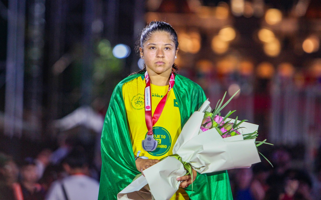 Chuyện tình ngọt ngào của nữ VĐV Brazil tại Giải teqball thế giới  - Ảnh 4.