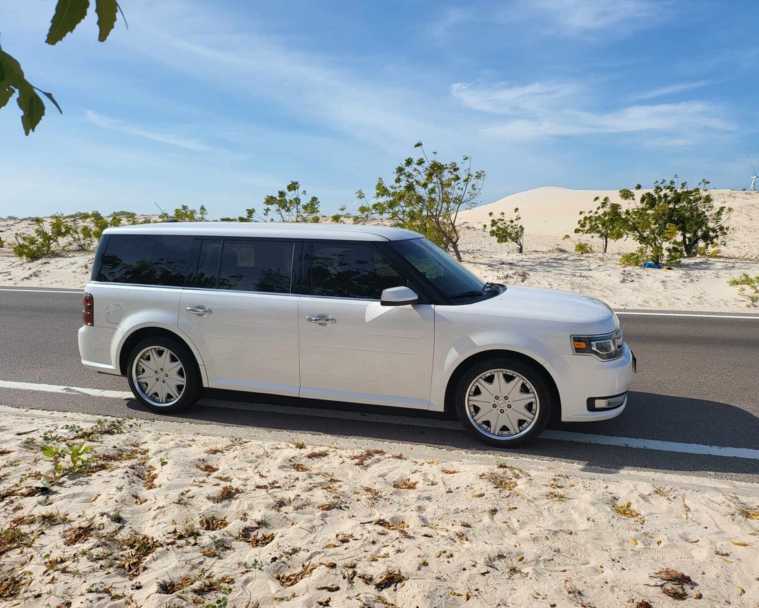 Chủ xe Ford Flex hàng hiếm tại Việt Nam: 'Đáng chơi như Explorer bản độc'- Ảnh 12.