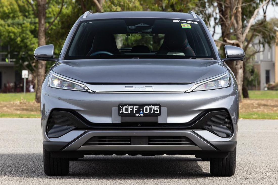 Loạt ô tô Trung Quốc sắp tràn vào Việt Nam: Phần lớn là xe điện, hybrid- Ảnh 7. BYD Atto 3 là SUV điện chung phân khúc với VinFast VF 6. Nhìn bên ngoài xe không quá đặc biệt - Ảnh: BYD