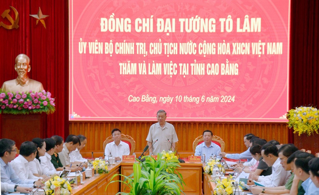 Chủ tịch nước Tô Lâm phát biểu tại buổi làm việc với lãnh đạo tỉnh Cao Bằng - Ảnh: Báo Cao Bằng