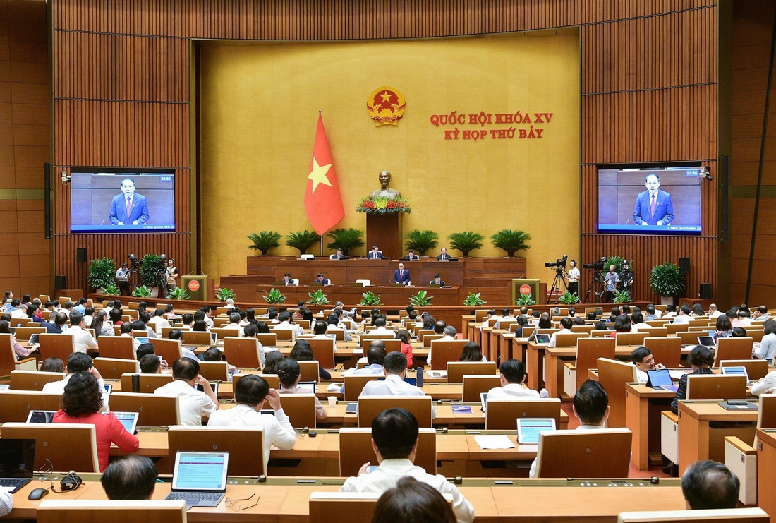 Quang cảnh phiên chất vấn - Ảnh: GIA HÂN