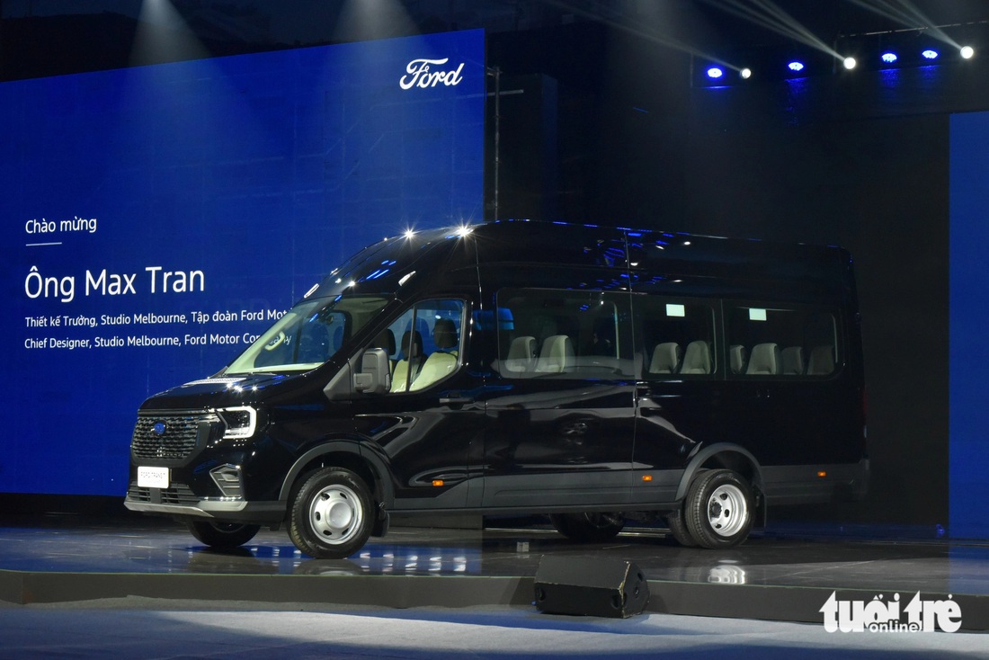 Ford Transit 2024 ra mắt Việt Nam: Giá từ 905 triệu, rộng rãi hơn, nhiều công nghệ lần đầu có- Ảnh 2.