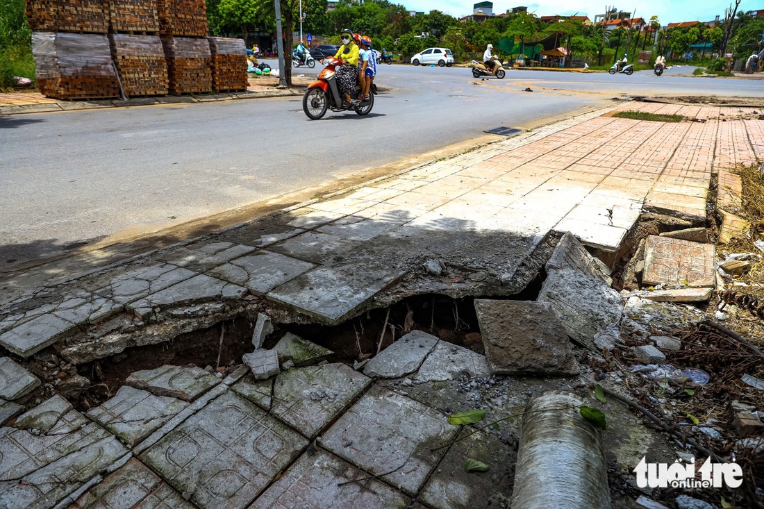 Vì sao lún nứt trên đường Cổ Linh chưa được khắc phục? - Ảnh 5.