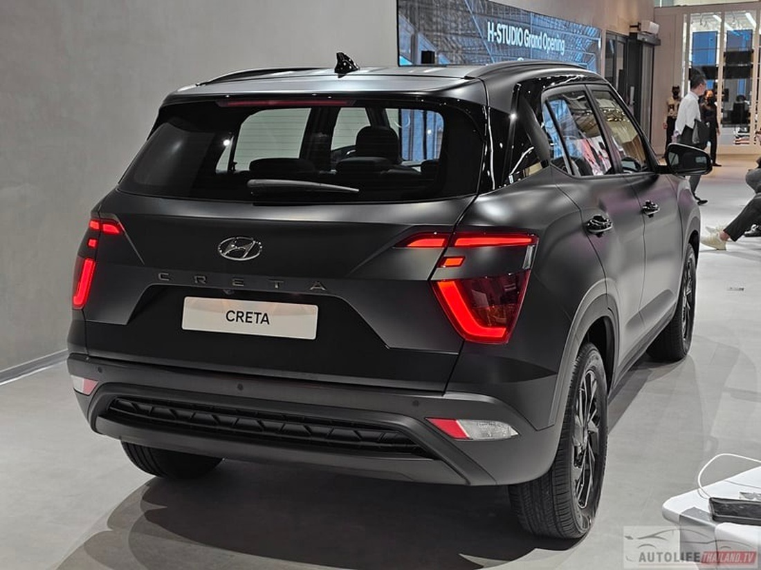 Hyundai Creta tung phiên bản đặc biệt Alpha: Đen nhám 'bóng đêm', chinh phục khách bằng trang bị - Ảnh 2.