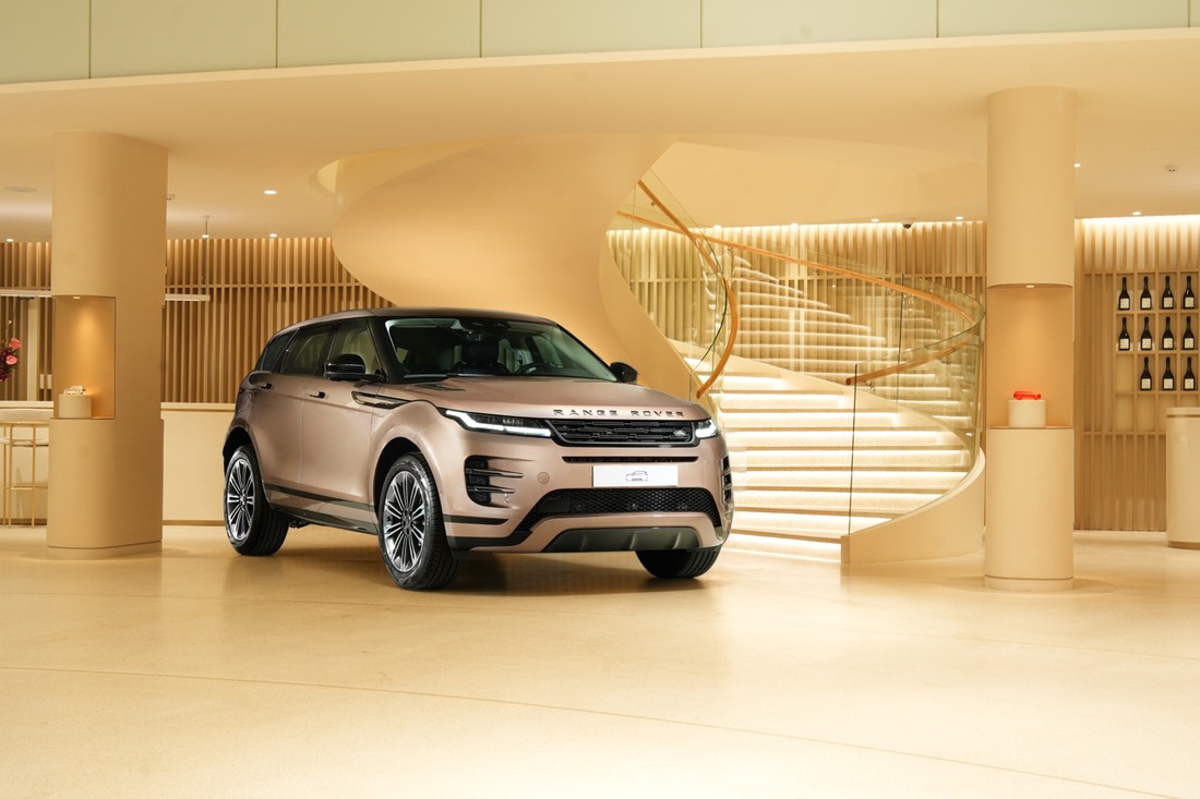 Range Rover Evoque 2025 ra mắt Việt Nam: Giá từ 2,9 tỉ, máy hybrid, camera xịn nhất phân khúc - Ảnh 1.