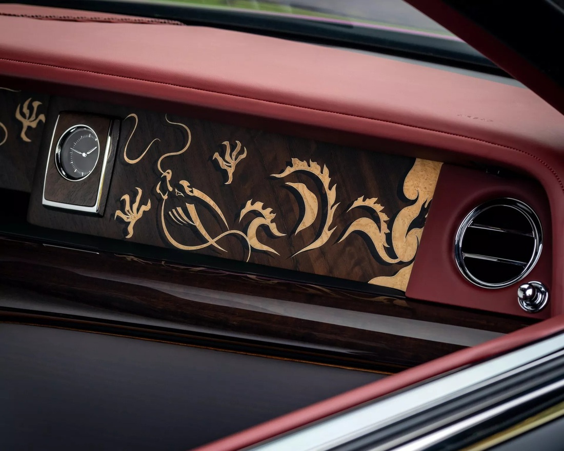 Rolls-Royce Phantom Dragon 'chốt' năm Rồng - Ảnh 7.