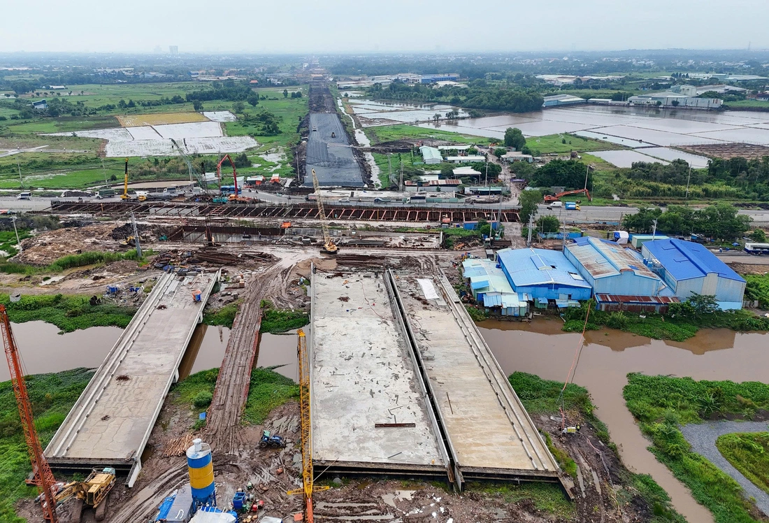 Chủ tịch TP.HCM Nguyễn Văn Được: Dự án nào dân đồng ý giao mặt bằng là chi tiền ngay - Ảnh 4.