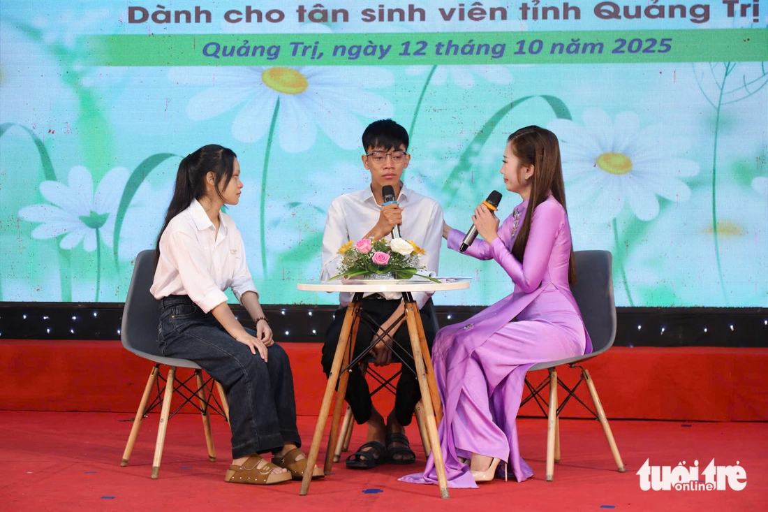 Người mẹ nông dân 'hốt hoảng': Tưởng con được cho 5 triệu, không ngờ 15 triệu, không dám tin! - Ảnh 3.