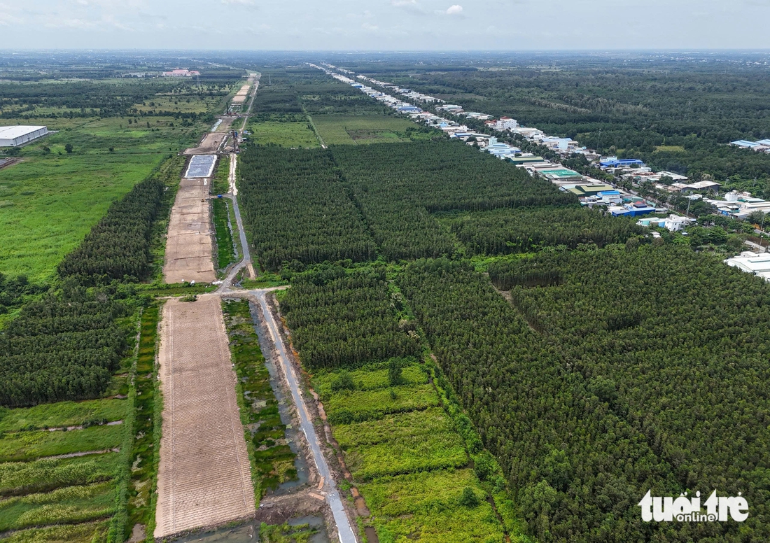 Vành đai 3 TP.HCM phía tây: Chuyển mình nhưng còn chậm - Ảnh 10.