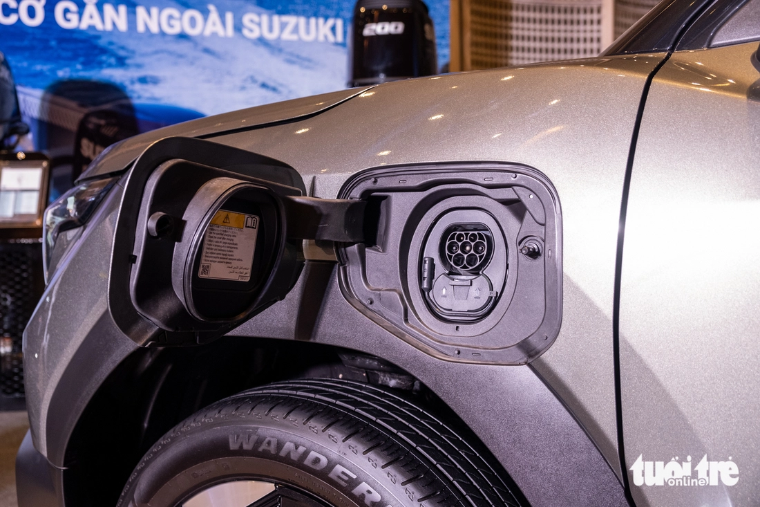 Suzuki eVitara - Ảnh 22.