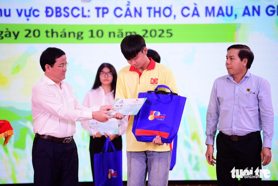 TIẾP SỨC ĐẾN TRƯỜNG - Ảnh 28.