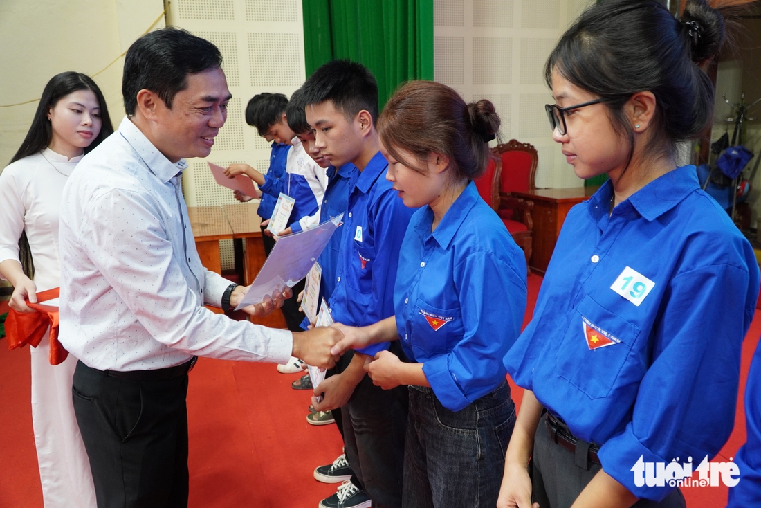 Ngăn dòng bỏ học - Ảnh 7.