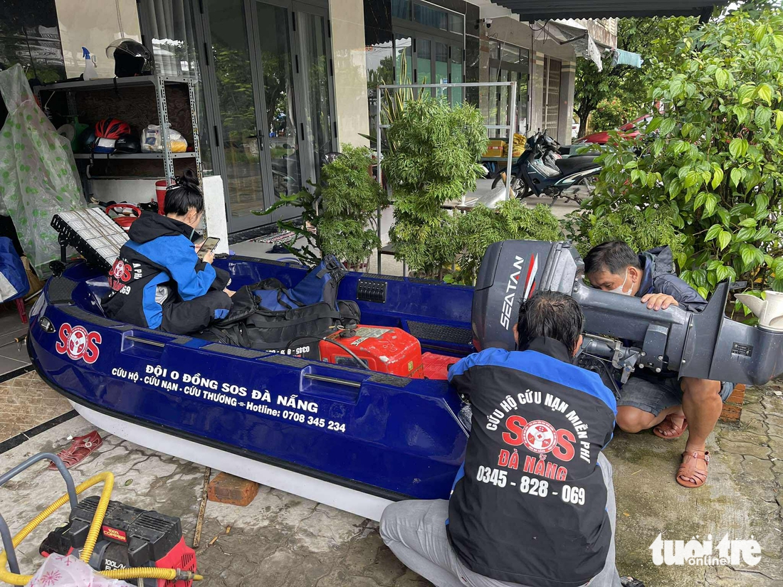 Hàng chục đội thiện nguyện ở Đà Nẵng sẵn sàng giúp dân trước bão Thần Gió - Ảnh 8.