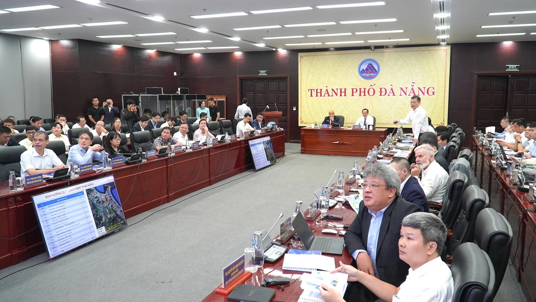 Đà Nẵng ưu tiên làm tuyến đường sắt đô thị nối từ sân bay với Hội An - Ảnh 2.