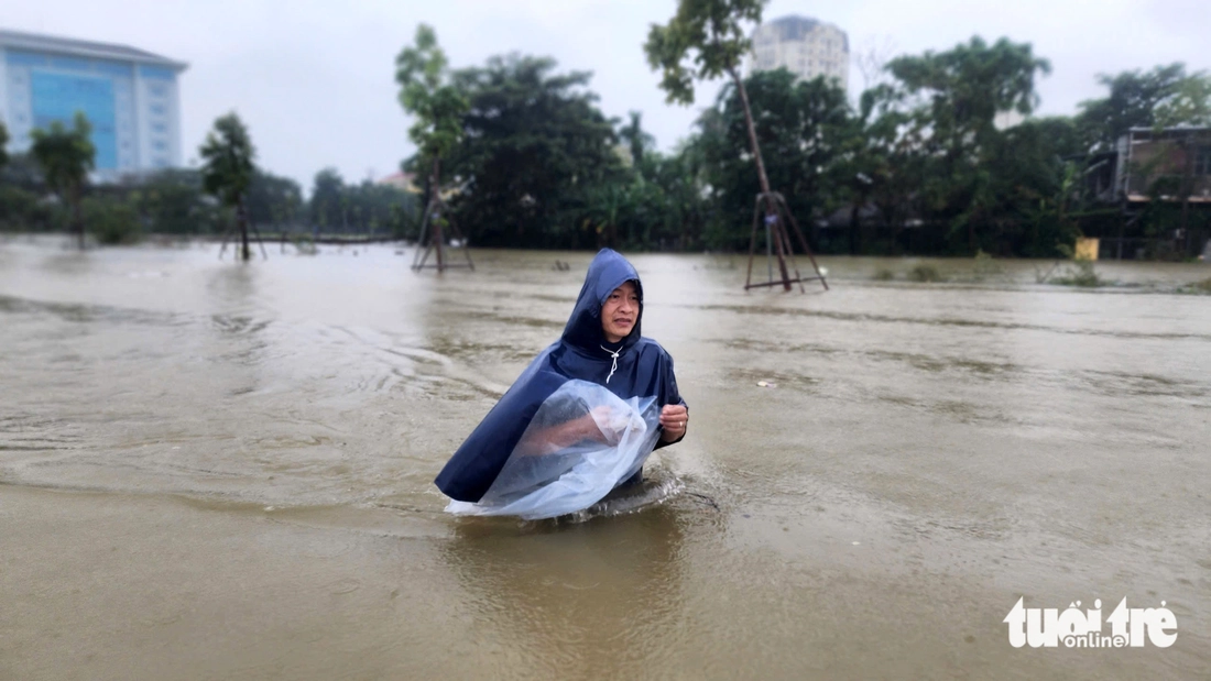 MƯA LỚN - Ảnh 1.