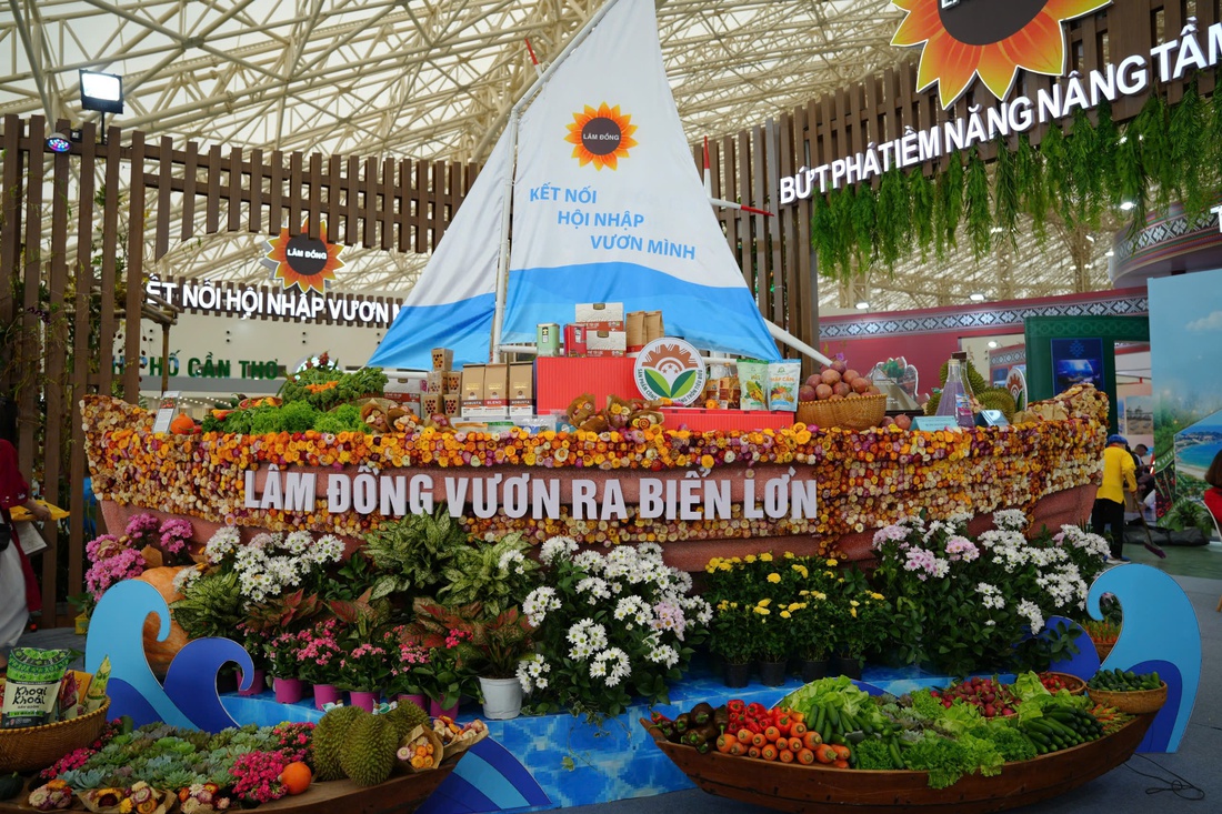 Hội chợ Mùa thu - Ảnh 1.