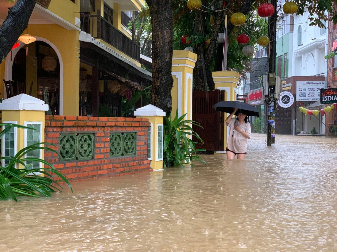 Sáng 28-10: Mưa lớn trở lại, đóng đường Hồ Chí Minh nhánh Tây - Ảnh 31.