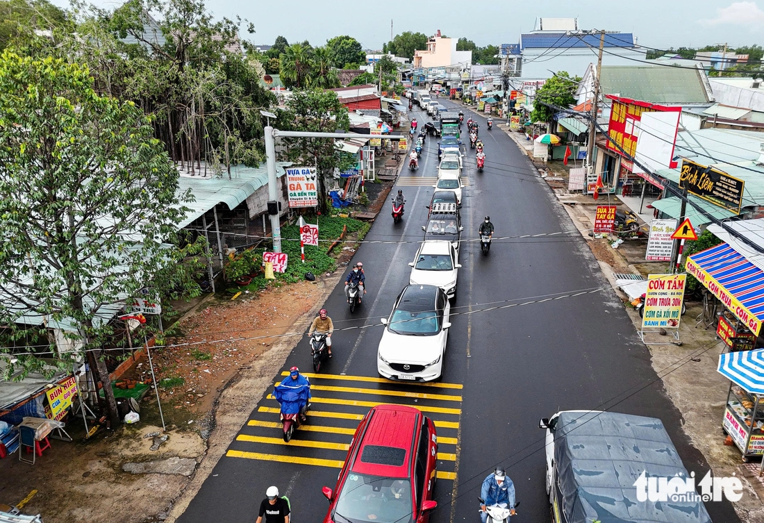 Toàn cảnh hạ tầng huyết mạch nối TP.HCM và Đồng Nai, chờ thêm cầu, cao tốc, metro chiến lược - Ảnh 7.
